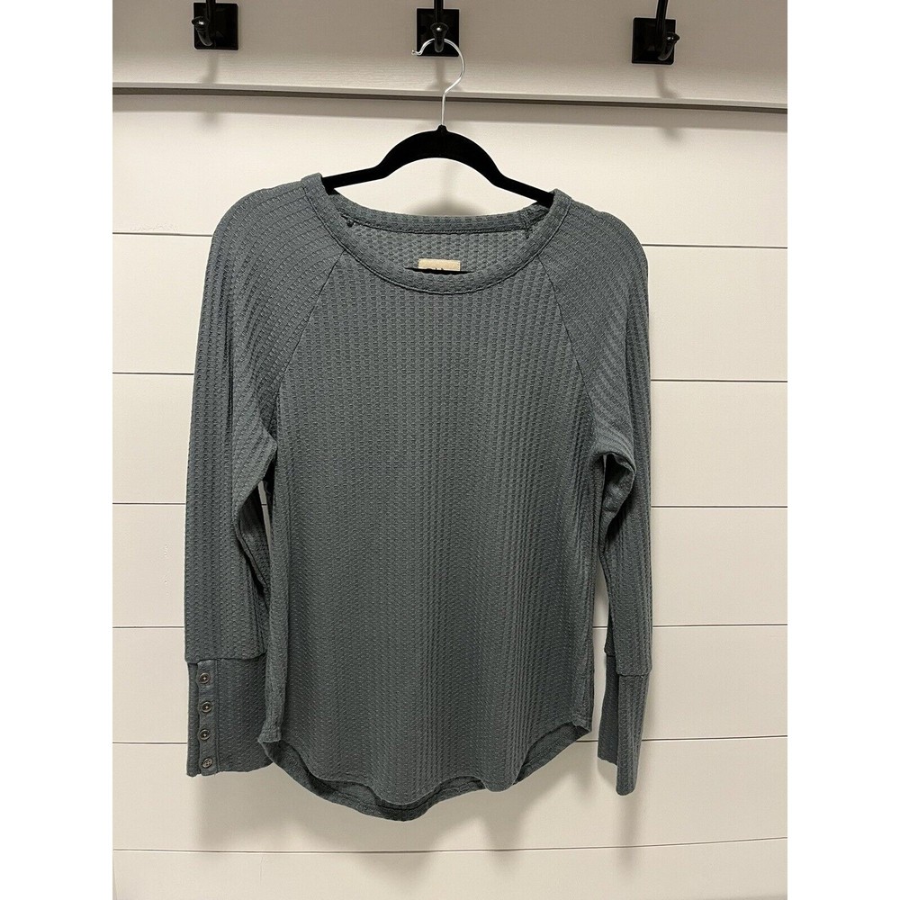 Chaser Thermal Top Sage Green Size Medium Button Sleeve